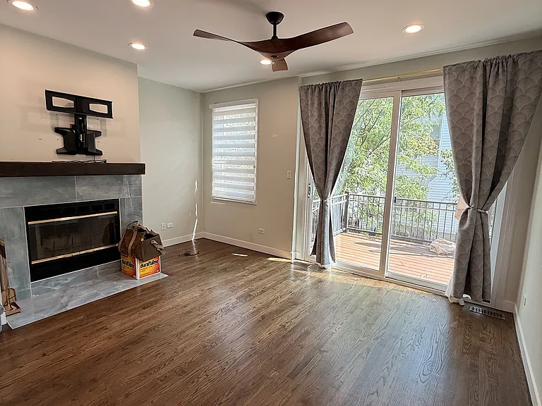 1835 W Oakdale Ave #C — Photo 16