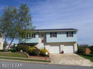 1517 Fernwood Rd, Slatington, PA 18080