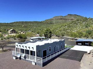 32755 S Shangrila Dr, Black Canyon City, AZ 85324