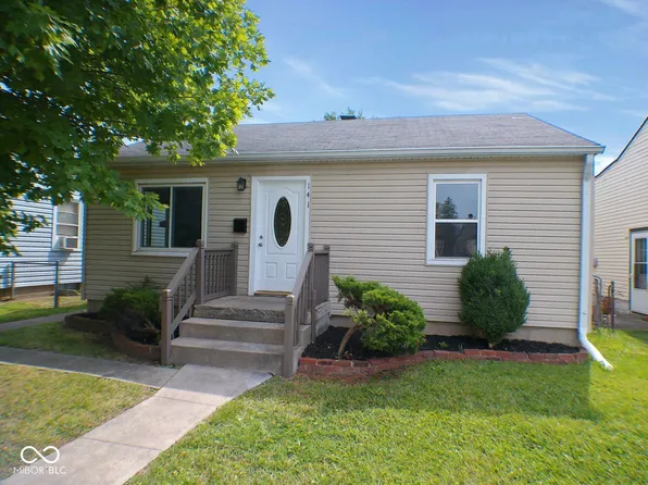 141 N 5th Ave, Beech Grove, IN 46107