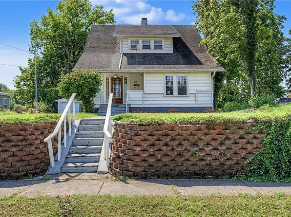 612 W Madison St, New Carlisle, OH 45344