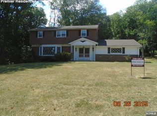 753 Rivervale Rd, River Vale, NJ 07675