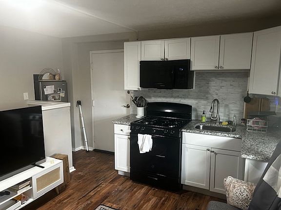2nd image of 230 S Negley Ave APT 1