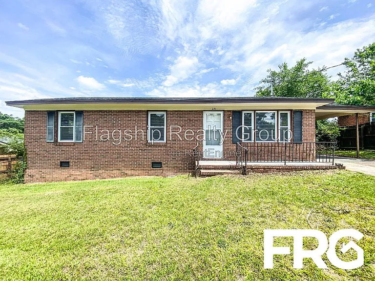 231 Bunche Dr — Photo 3