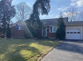 146 S Cedar Hollow Rd, Paoli, PA 19301