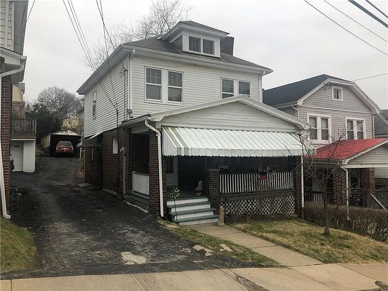 2309 Saranac Ave photo 1