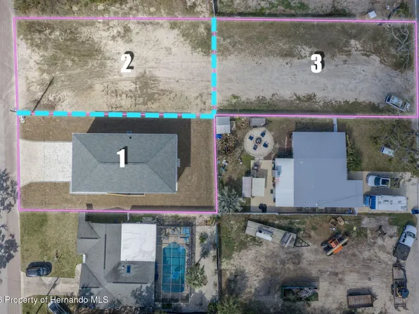 5056 Oak Leaf Ln, Hernando Beach, FL 34607