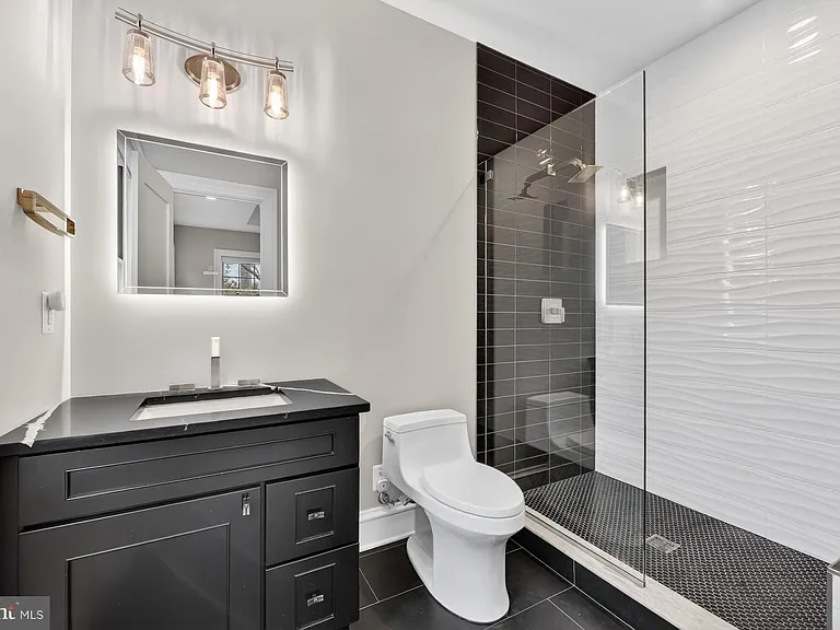 7002 River Oaks Dr — Photo 28