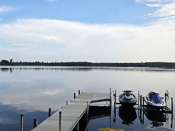 2nd image of 119 Black Point Rd