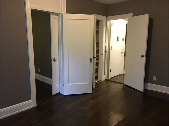4th image of 219 Dekalb Ave APT 2