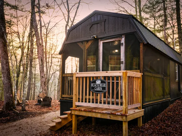 280 Pine Forest Park Rd, Campton, KY 41301