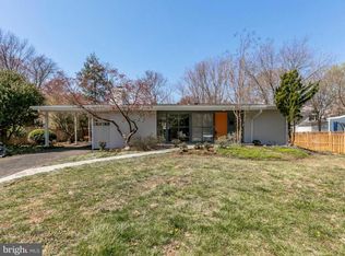 8606 Camden St, Alexandria, VA 22308