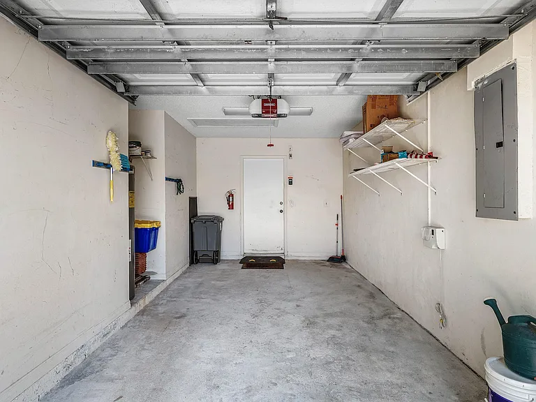 6192 Floral Lakes Dr — Photo 17
