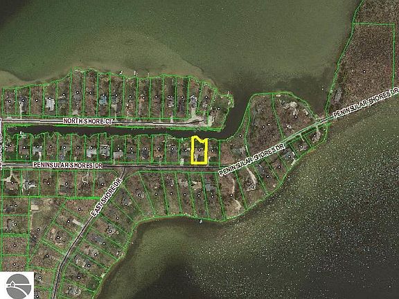 2nd image of 3704 Peninsular Shores Dr