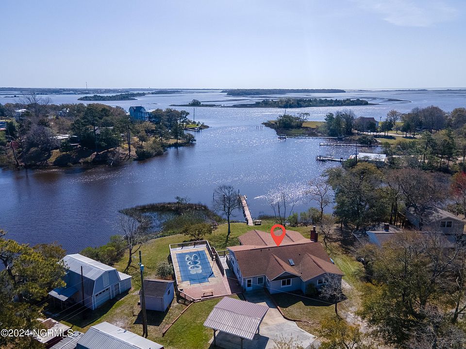 710 Cherrywood Lane, Swansboro, NC 28584 | Zillow