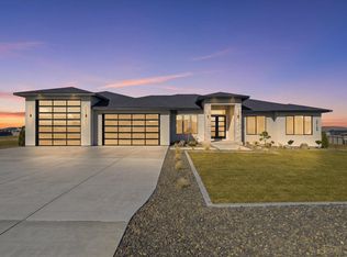 15164 Furlong Ln, Kennewick, WA 99338