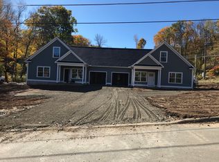 8 Standish Rd, Coventry, CT 06238