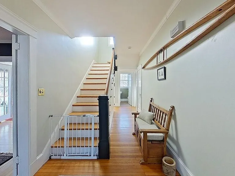 27 Cranston Ave — Photo 21