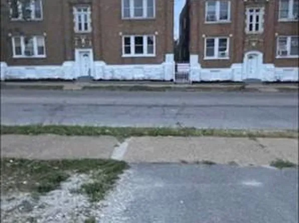 2752 Goodfellow Blvd, Saint Louis, MO 63112