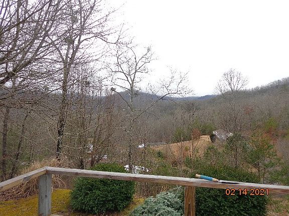 2nd image of 346 Lantana Dr