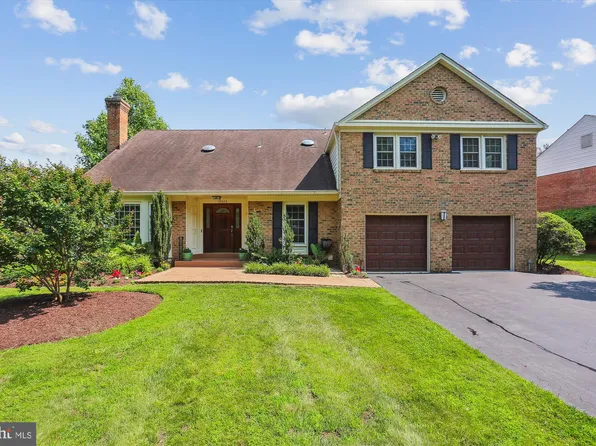 12323 Overpond Way, Potomac, MD 20854