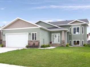 3109 27 St S, Moorhead, MN 56560