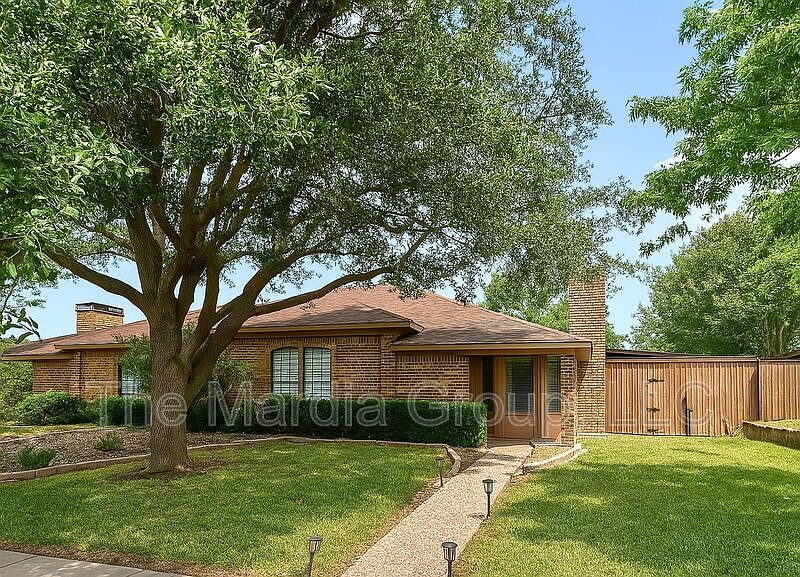 1st image of 1205 University Dr