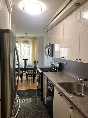 1st image of 2942 W 5th St APT 2D
