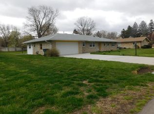 3705 W Pettigrew Dr, Muncie, IN 47304