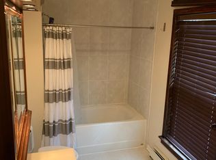 4905 Main St APT 2, Downers Grove, IL 60515