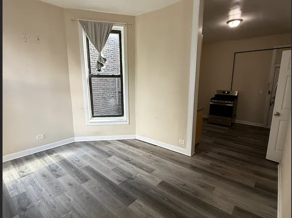 1641 S California Ave #2R, Chicago, IL 60608