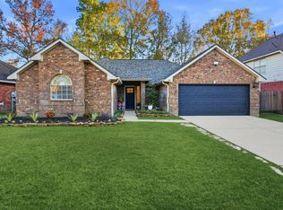 1910 Hunnington Dr, Conroe, TX 77303