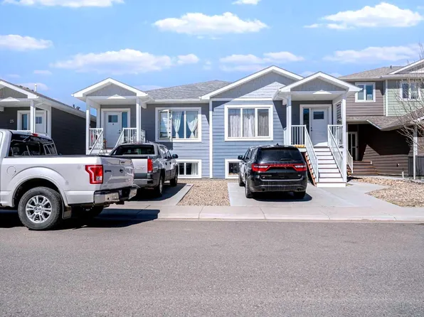 Seventeen 21 Sage Brush Ave #A & B, Taber, AB T1G 0E8