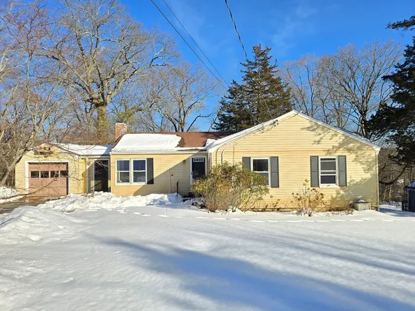 37 Riverview Dr, Ashland, MA 01721