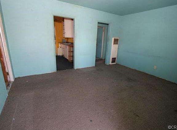 3rd image of 3017 Glenview Ave