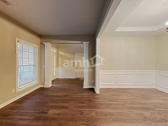 4th image of 3041 Cooper Woods Dr