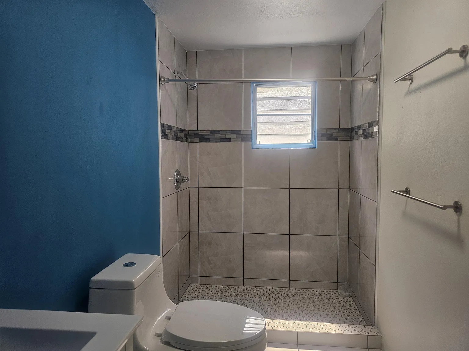 1 bed, $1,400 — Photo 4