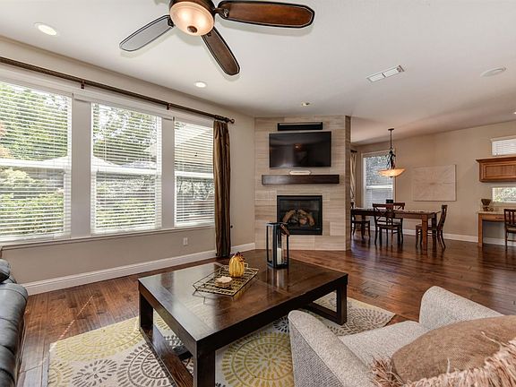 5th image of 4408 Woodthrush Dr