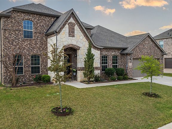 2nd image of 454 Hillstone Dr