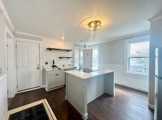 148 Bradford St APT 5, Bristol, RI 02809