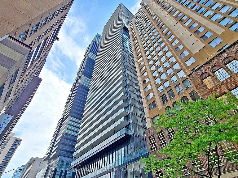 15 Grenville St #3503 — Photo 2