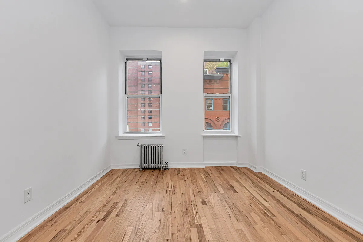 139 East 13th Street — Photo 2