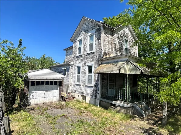 1721 Johnson St, McKeesport, PA 15133