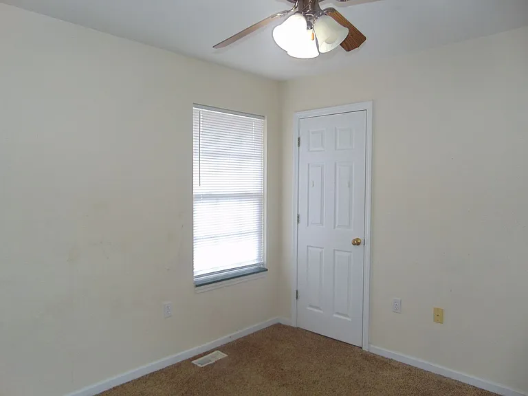 1709 N Lakewood Dr — Photo 31
