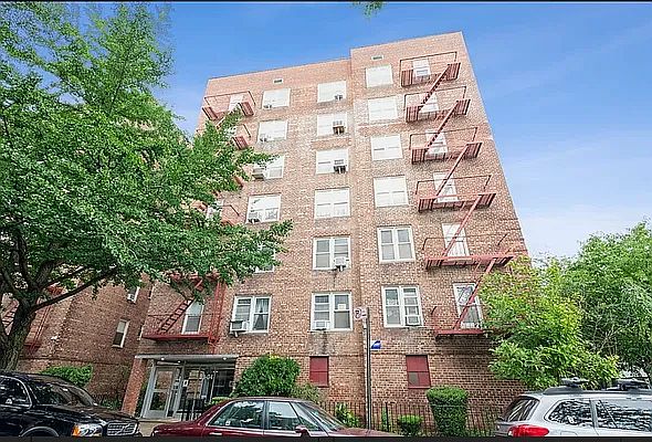 1st image of 33-04 90th St #3R