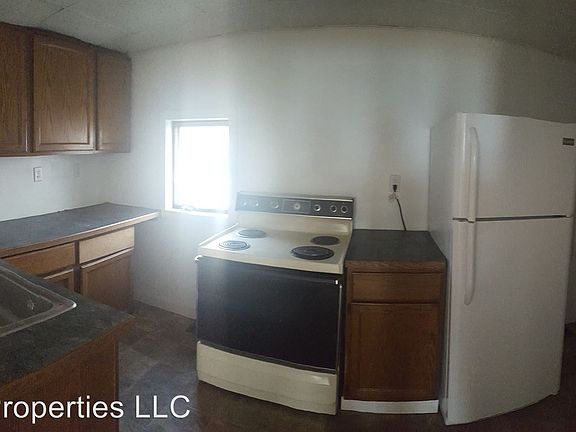 3rd image of 1 Hollenbeck St