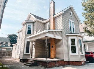 1353 Pennsylvania Ave, Tyrone, PA 16686