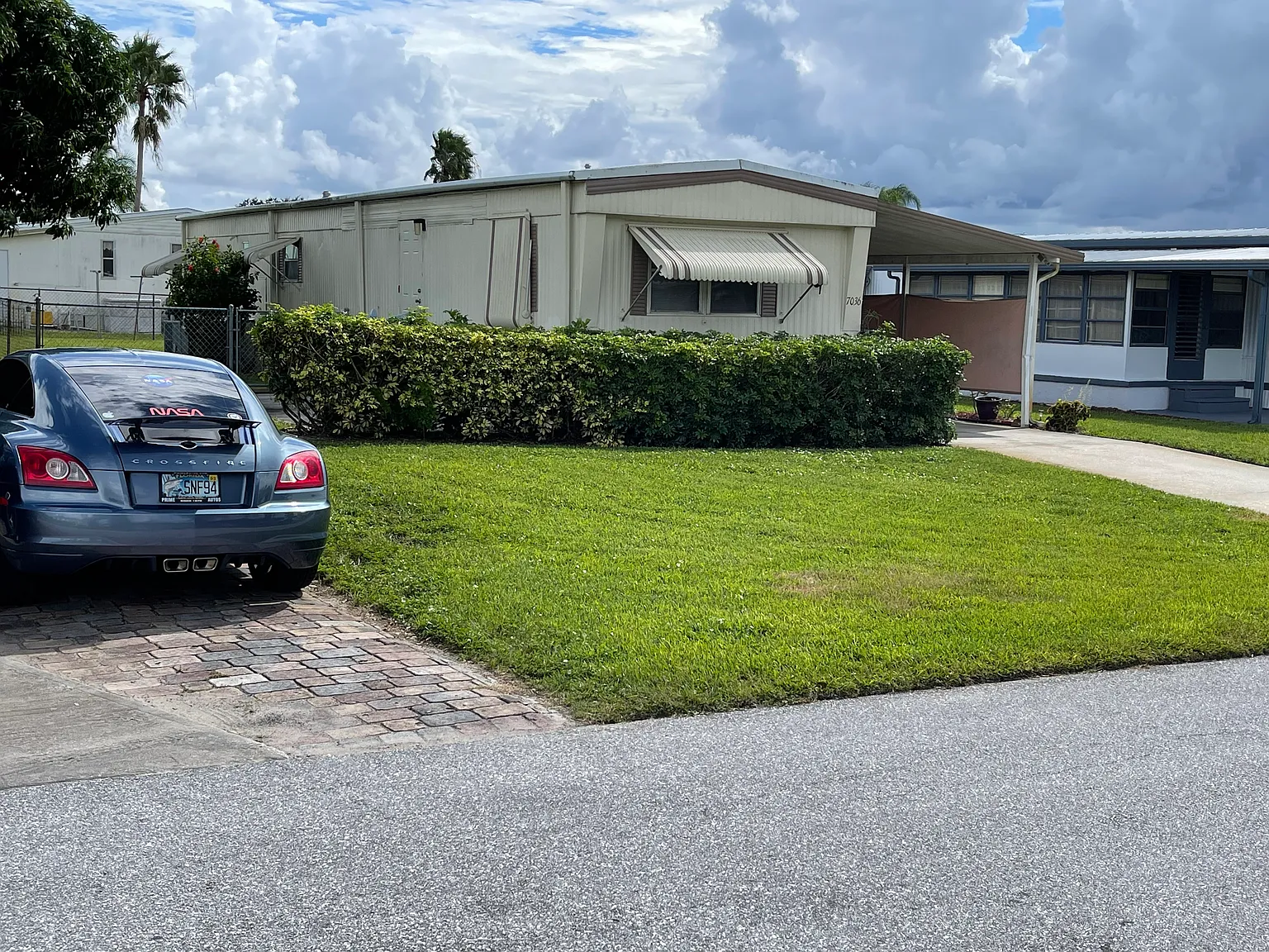 2 bed, 850 sqft, $1,750 — Photo 2