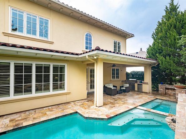 1111 Vista Creek Dr, Sugar Land, TX 77478