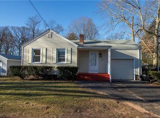 49 Pool Rd, North Haven, CT 06473